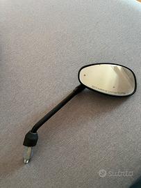 Specchietto dx Beverly 300 nuovo