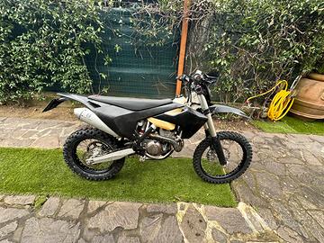 Husqvarna FE 250 4t come nuova