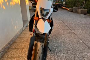 Ktm 690 smc-r 2016 guidabile A2