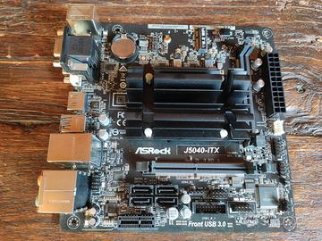ASRock J5040-ITX (Pentium J5040) senza ventola