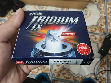 Candele NGK Iridium IX BKR5EIX per Fiat, Toyota