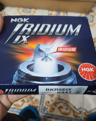 Candele NGK Iridium IX BKR5EIX per Fiat, Toyota