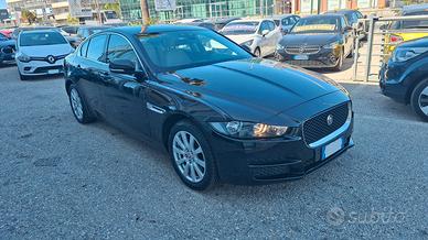 Jaguar XE 2.0 D Turbo 180 CV AWD aut. Prestige Bus