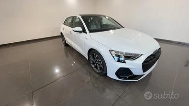 Audi A3 SPB 35 TDI S tronic S line edition RENT TO