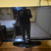 TV Samsung LE32D400E1W 32" HD LCD DVB-T