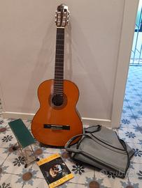 chitarra Eko con poggiapiedi 