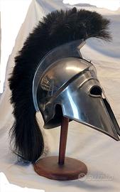 Elmo greco con supporto