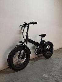 Bicicletta elettrica OM BIKE 500W - ACCELERATORE