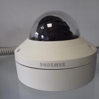 Telecamera di sorveglianza Samsung Network.  Nuova