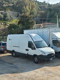 iveco daily 35s15 maxy volume 