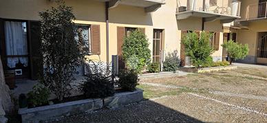 2 LOCALI A VENARIA REALE
