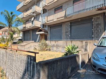 Appartamento con posti auto Madonna degli Ammalati