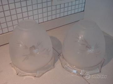 2 paralumi a campana in vetro