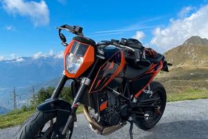 Ktm duke 690