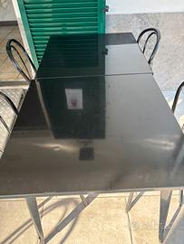 TAVOLI E SEDIE IN FERRO