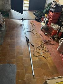 Abbacchiatore a paperella a batteria per olive
