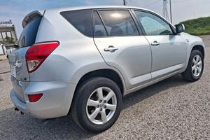 Toyota RAV4-2.2 D-4D 136 CV. Sol*GANCIO TRAINO*