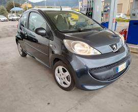 Peugeot 107 1.0 68CV 3p. Plaisir