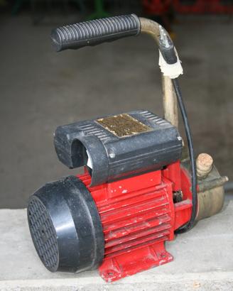 Pompa elettrica per travaso