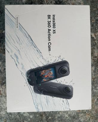 Insta 360 x5 essential bundle