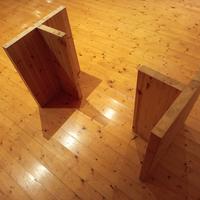 gambe per tavolo