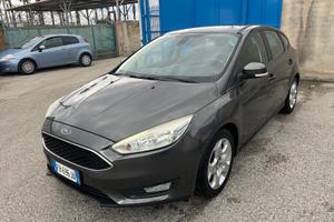 Ford focus-5P-1.0 ecoboost-benz-2016