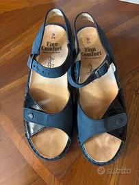 Sandali Finn Comfort