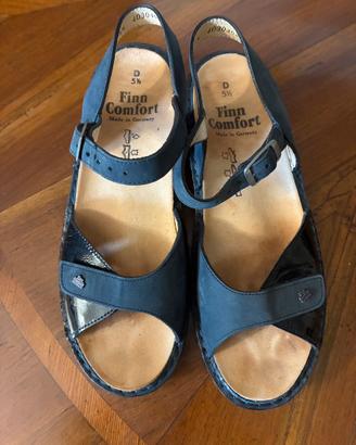 Sandali Finn Comfort