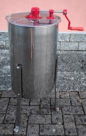 Estrattore manuale per miele