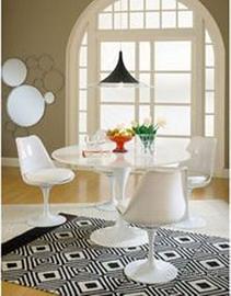 Sedia design tulip Saarinen lucida cuscino bianco