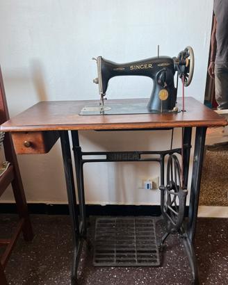 Macchina da cucire Singer vintage anni ‘30