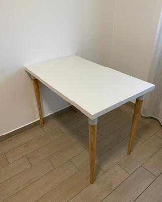 Scrivania Tavolo Ikea bianco