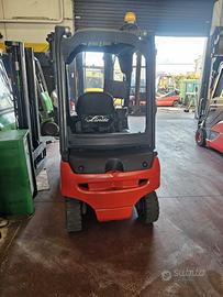 Carrello elevatore elettrico marca Linde portata 2