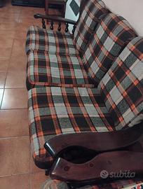 divano più 2 poltrone 