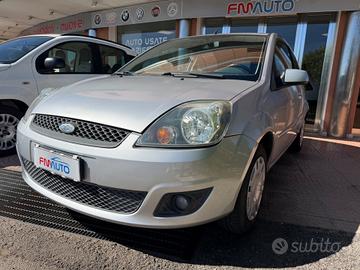Ford Fiesta 1.4 16V 5p. Titanium OK NEOPATENTATI