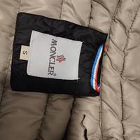piumino leggero Moncler taglia s