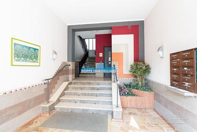 UFFICIO IN VIA ROSARIO GERBASI, piano ammezzato