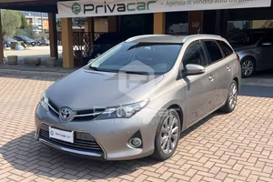 TOYOTA Auris Touring Sports 1.8 Hybrid Lounge