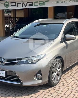TOYOTA Auris Touring Sports 1.8 Hybrid Lounge