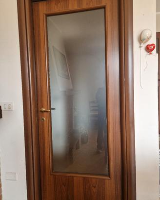 porta interna con vetro satinato 