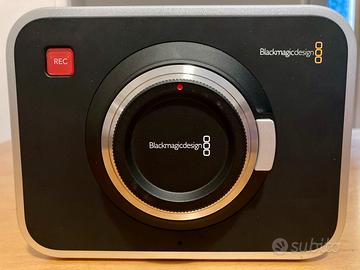 Blackmagic 2.5k M. 4/3 + acessori (CON DIFETTI)