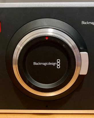 Blackmagic 2.5k M. 4/3 + acessori (CON DIFETTI)