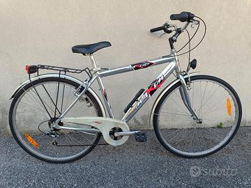 Bici da uomo in alluminio, in ordine e completa