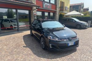 Volkswagen Golf GTI Golf GTI Performance 2.0 245 C