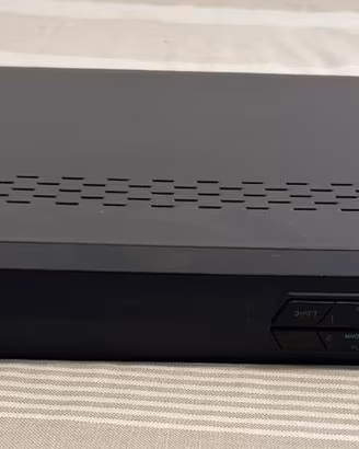 DVR Hikvision DS 7616 NI-SP (8 canali)