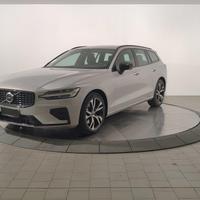 VOLVO V60 B4 Mild Hybrid (D) Automatico Plus Dark 