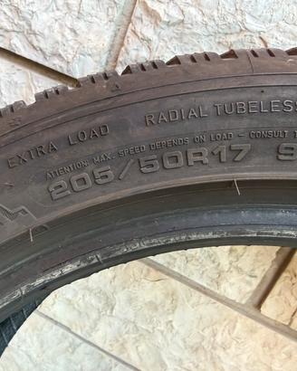 Gomme invernali 205/50 R17 93V