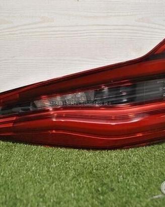 BMW serie 6 G32 Gt Fanale LED destro