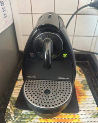 Macchinetta del caffe Nespresso Krups