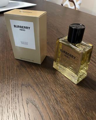 Burberry Hero Eau de Toilette Uomo 100 ml – Nuovo